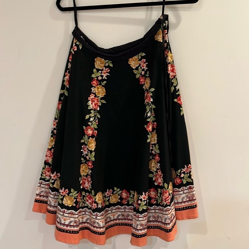 NWOT Women’s Midi folk dance skirt